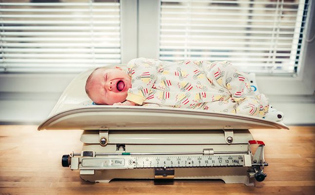 وزن الجنين الطبيعي عند الولادة 3a2ilati