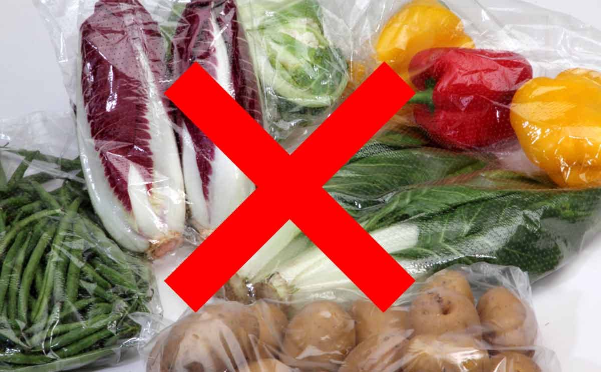 اضرار حفظ الطعام في اكياس البلاستيك في البراد